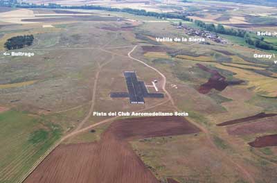 Vista aérea de la pista del Club Aeromodelismo Soria en Velilla